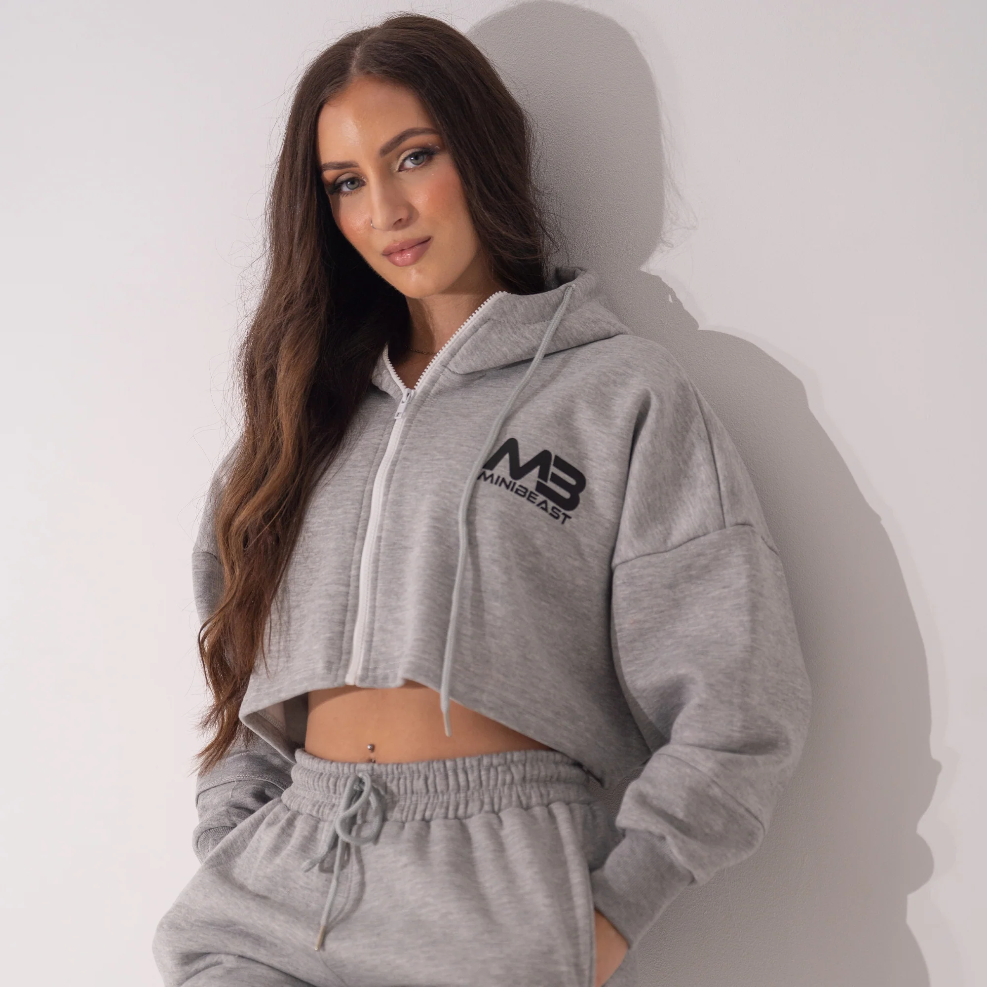 Boyfriend Cropped Hoodie - Image 18