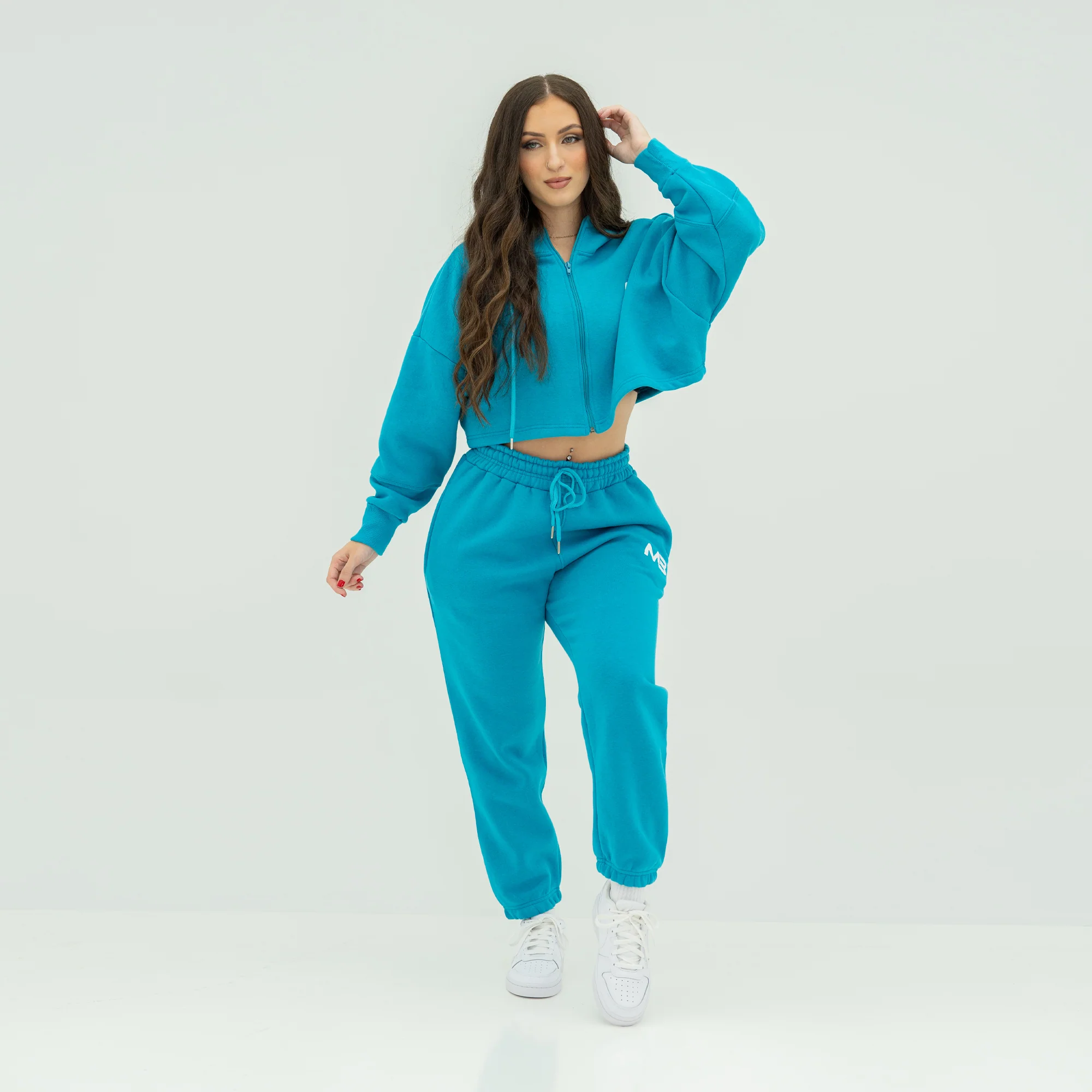 Boyfriend Cropped Hoodie - Image 42
