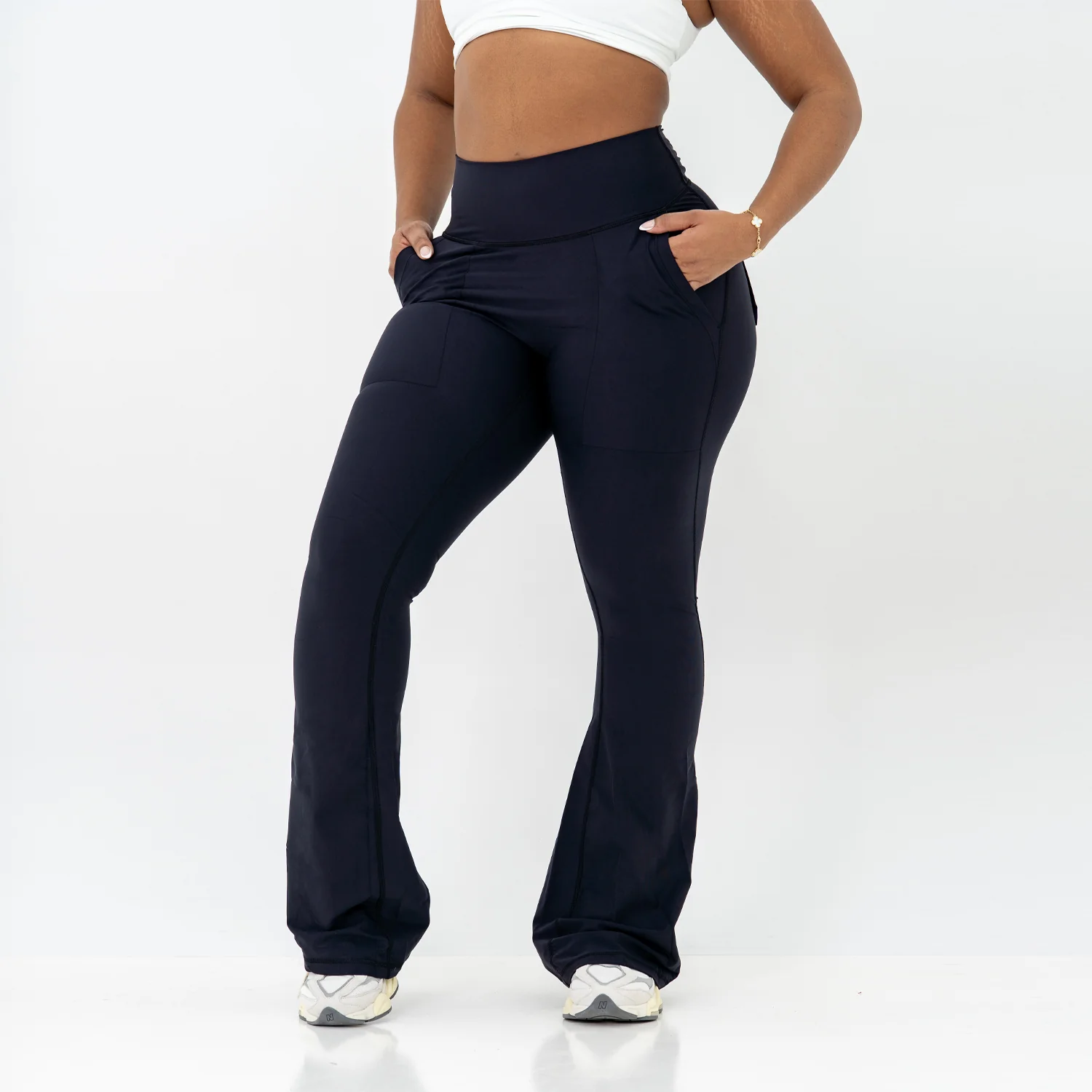 Curve Cargo EVO Flare Leggings - Image 5