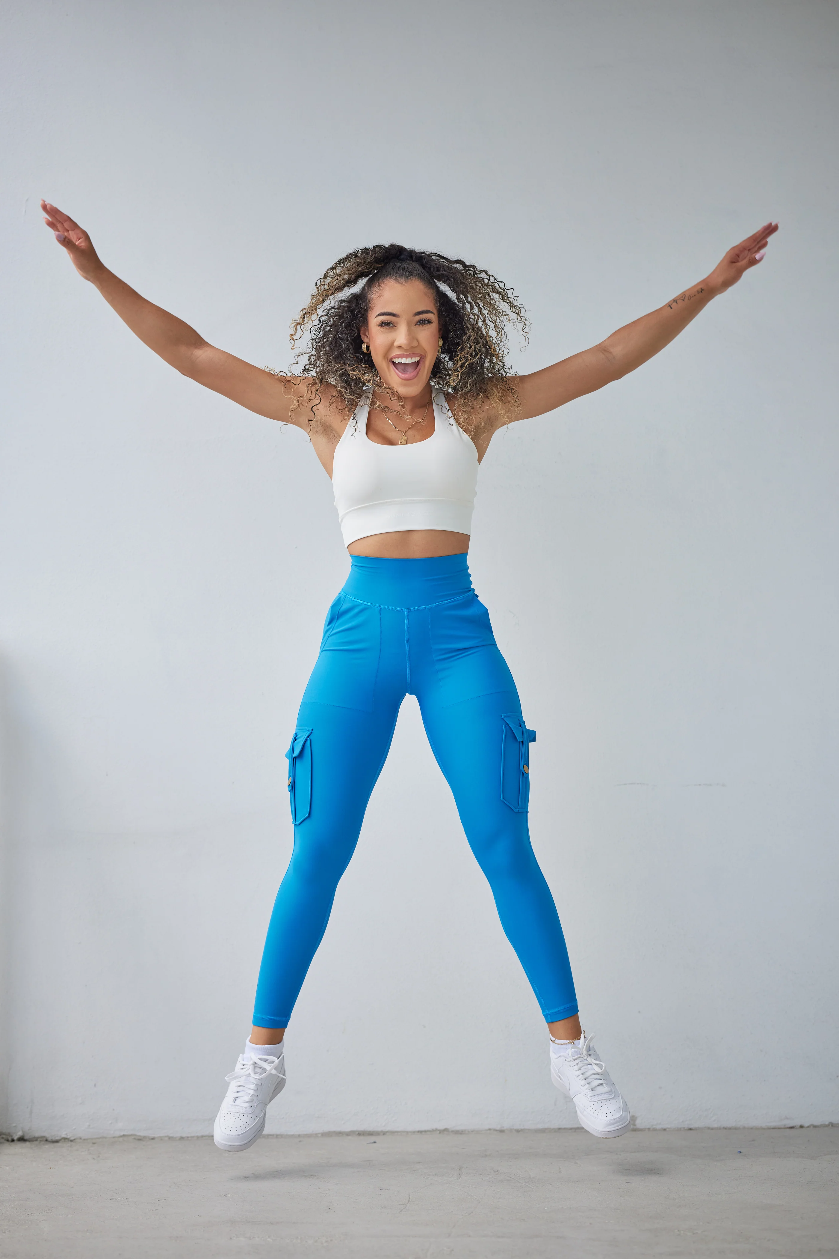 Curve Cargo EVO Leggings - Image 56