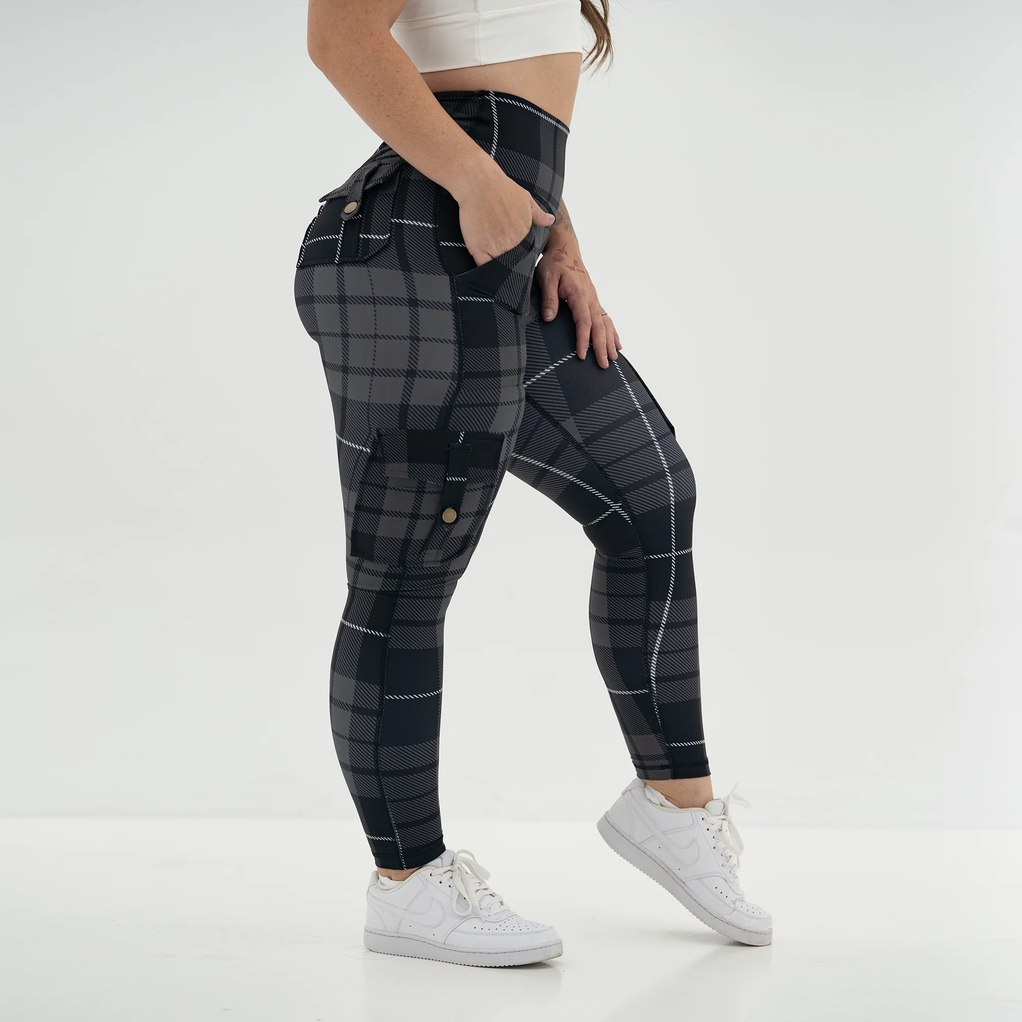 Curve Cargo EVO Leggings - Image 215