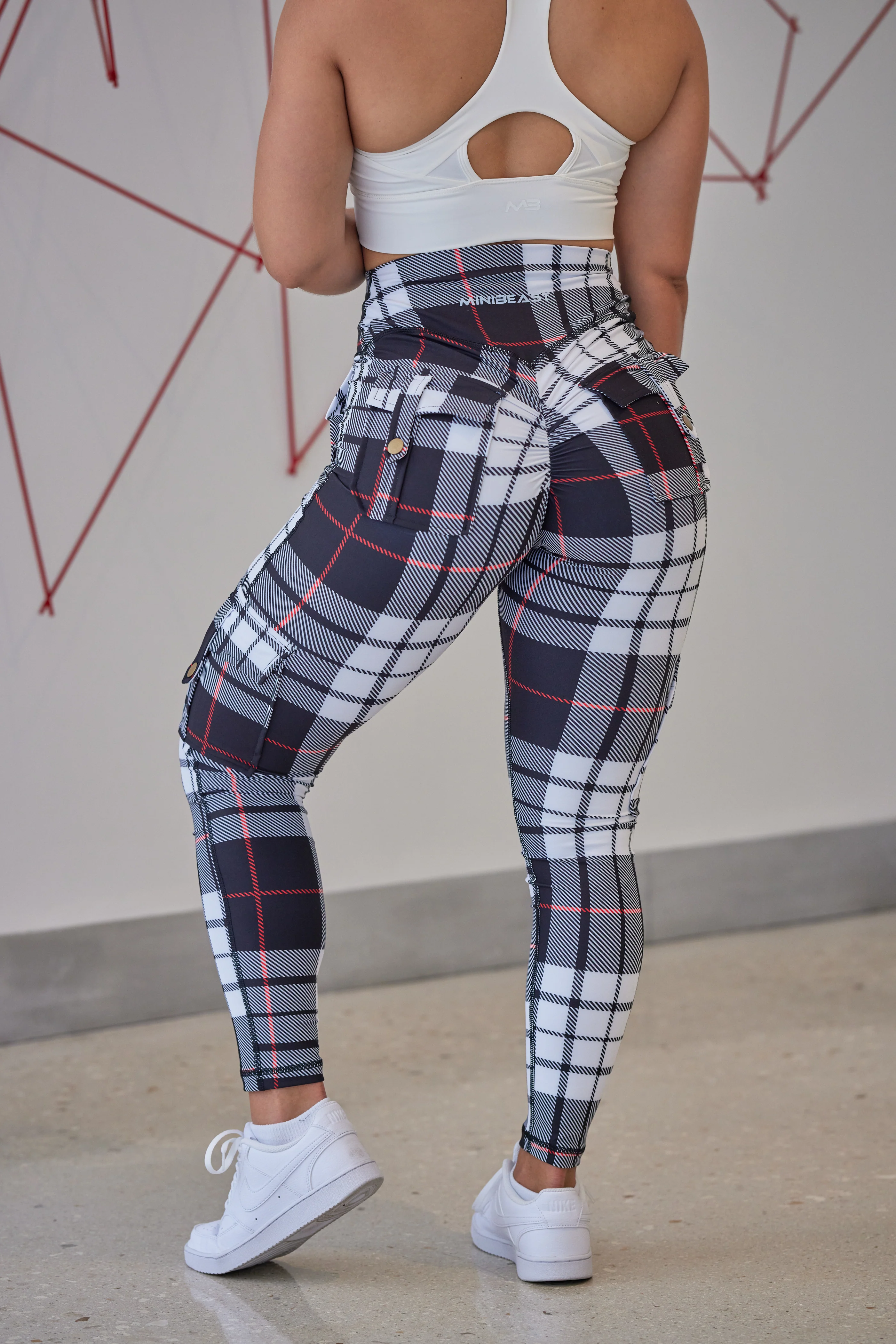 Curve Cargo EVO Leggings - Image 29