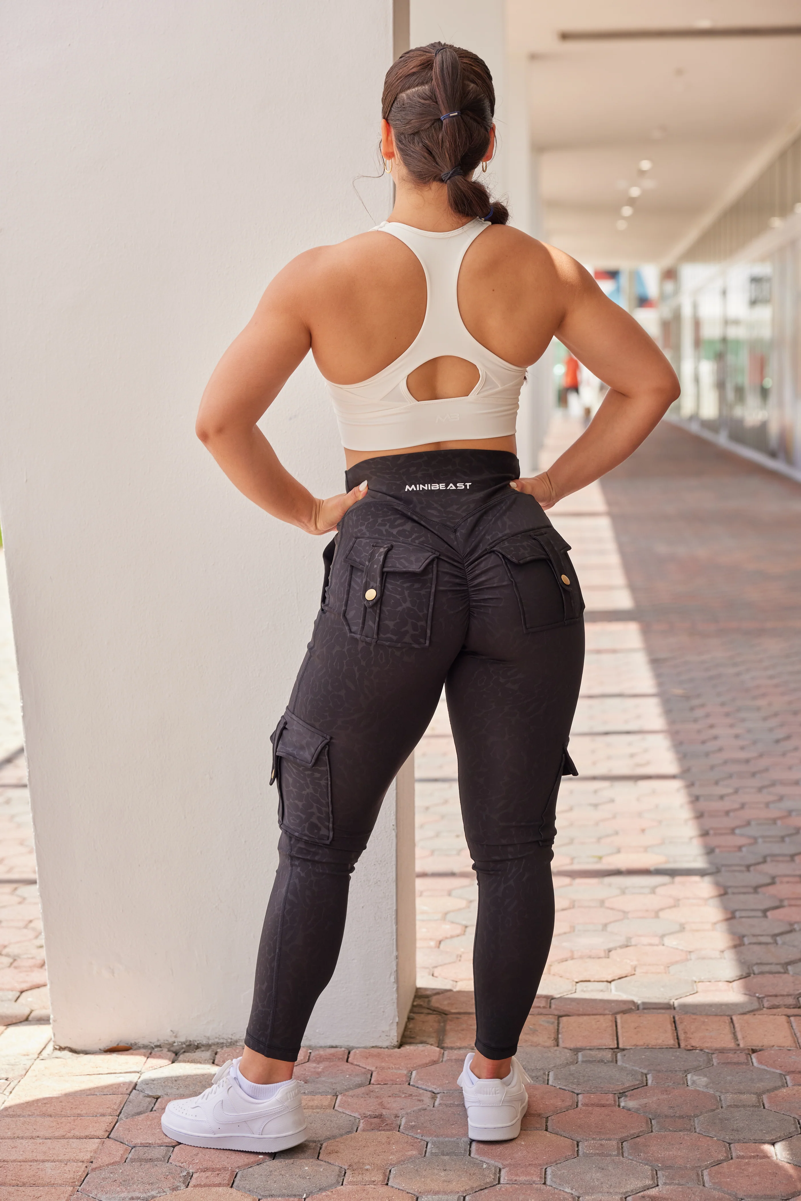 Curve Cargo EVO Leggings - Image 46