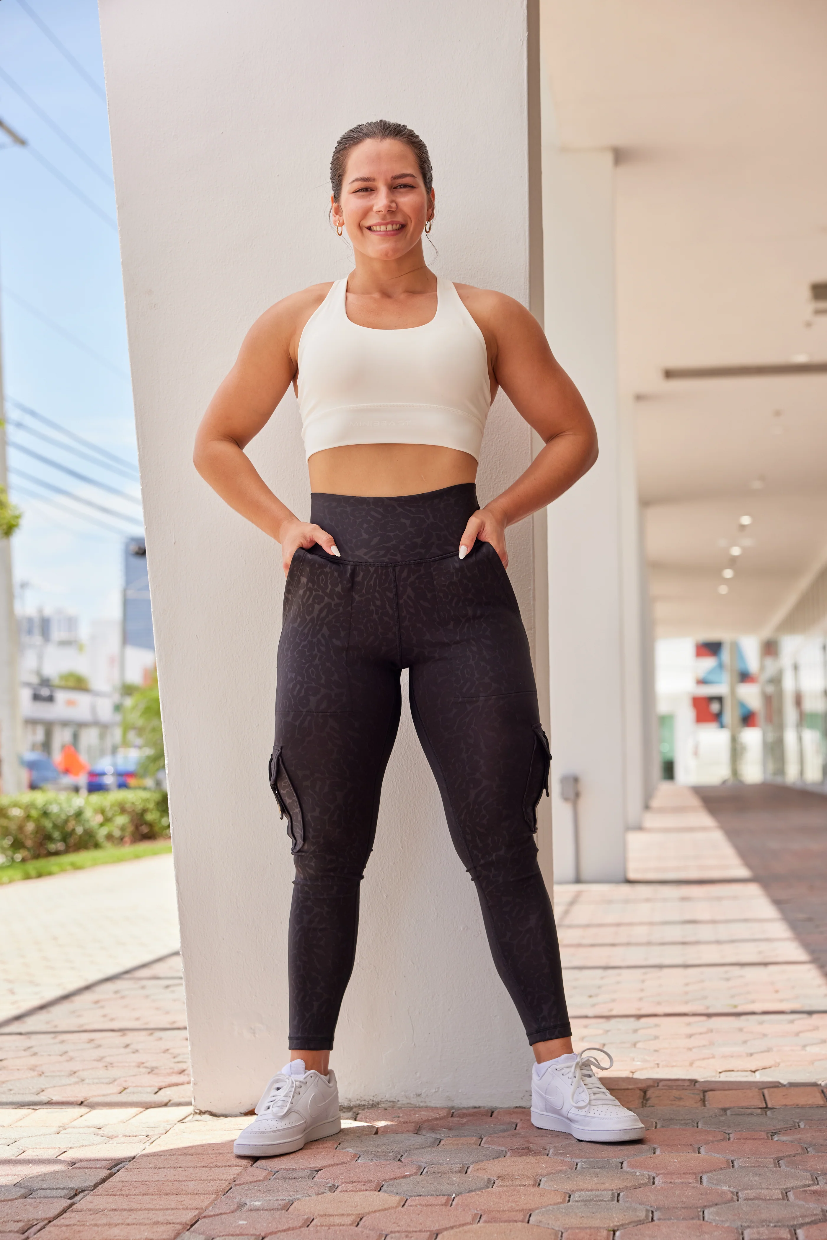 Curve Cargo EVO Leggings - Image 51