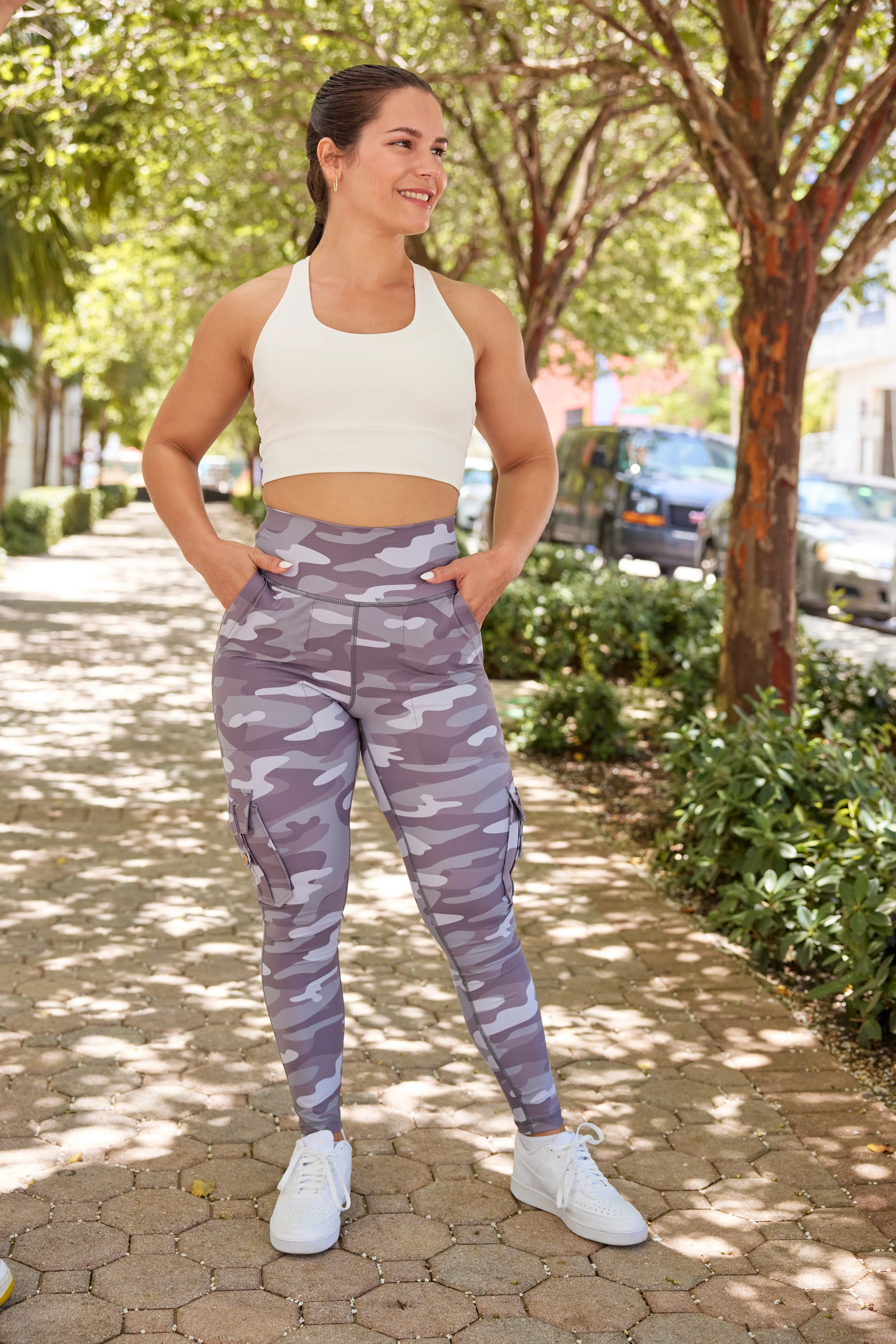 Curve Cargo EVO Leggings - Image 145
