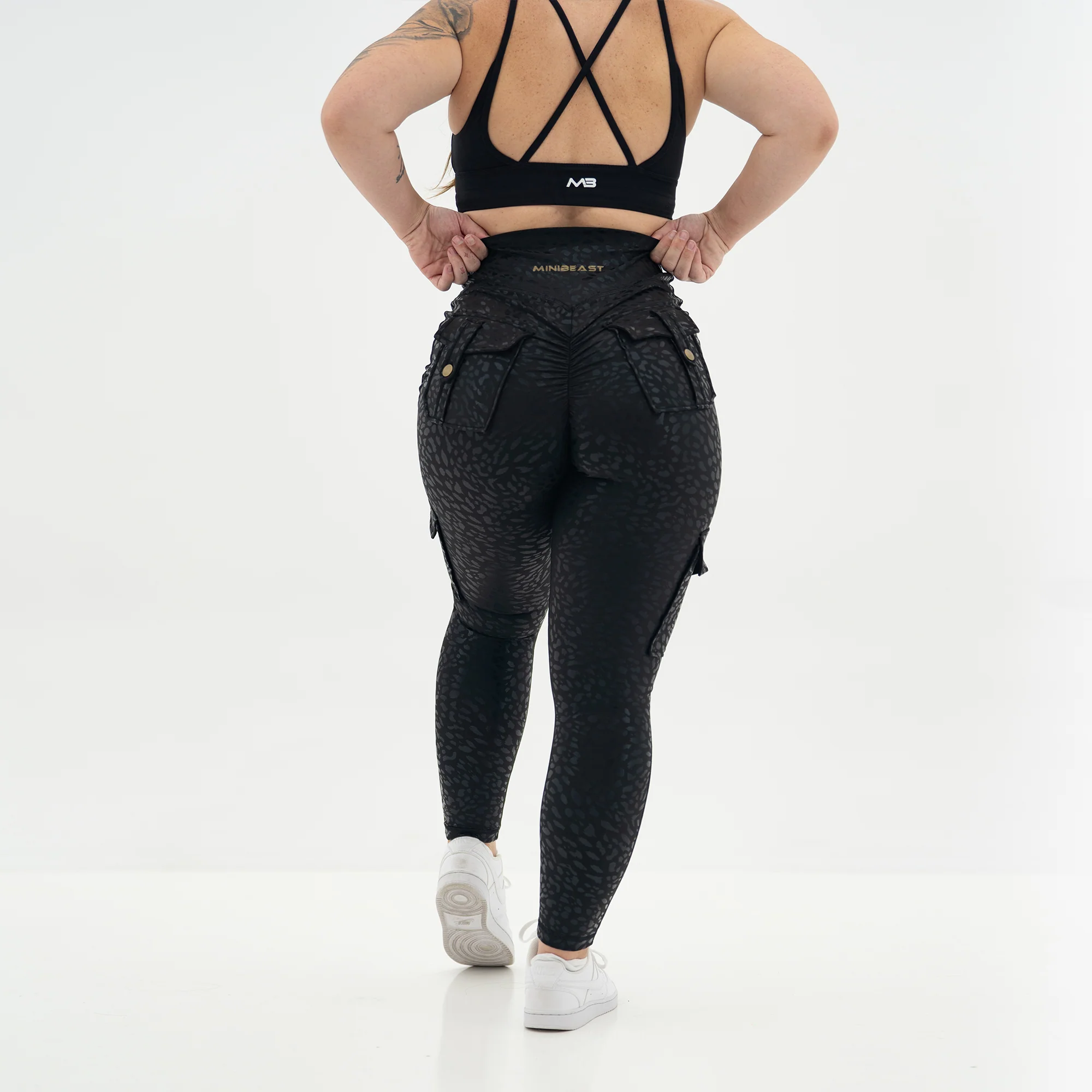 Curve Cargo EVO Leggings - Image 184