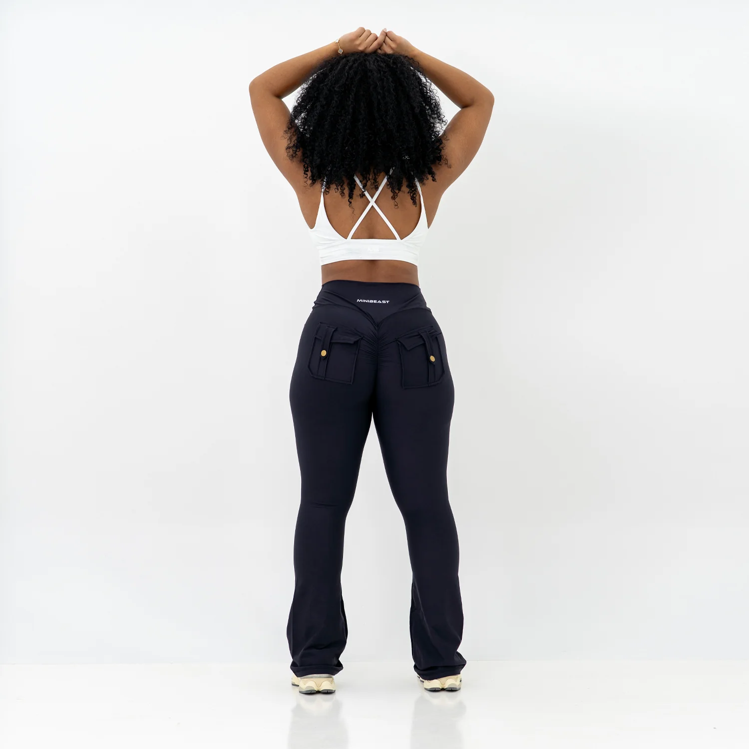 Curve Cargo Flare Leggings - Image 5