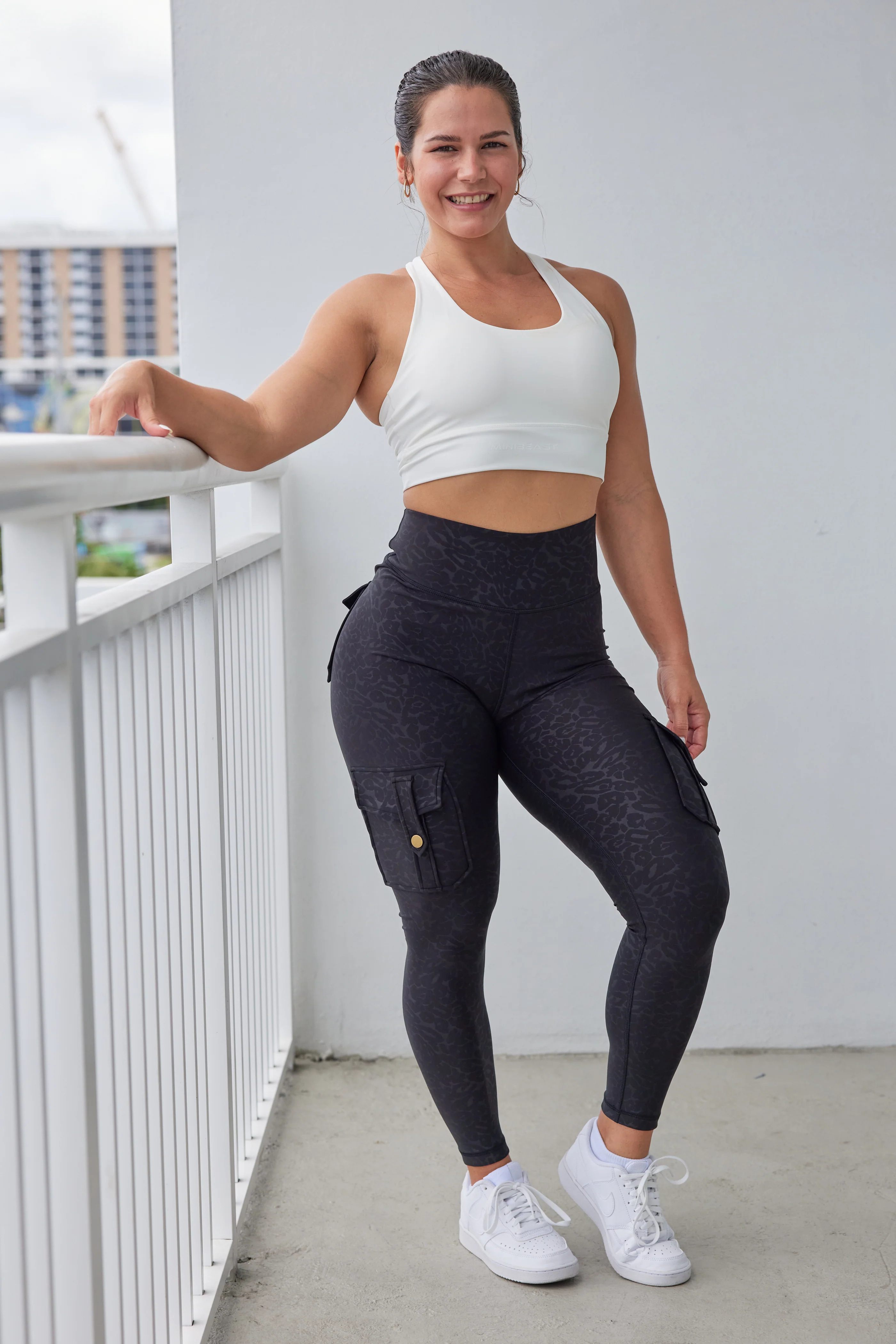 Curve Cargo Leggings - Image 36