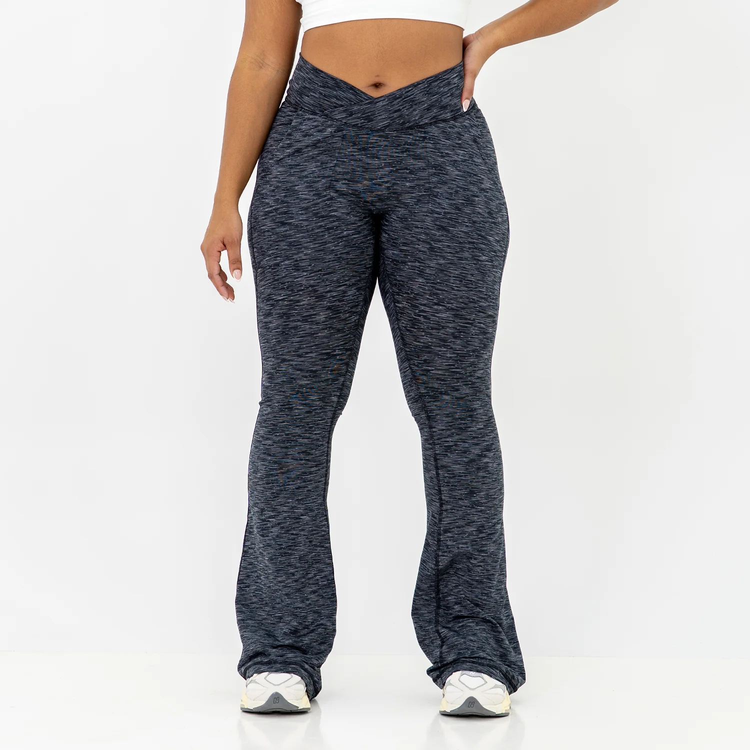 Curve-V Cargo EVO Flare Leggings - Image 16