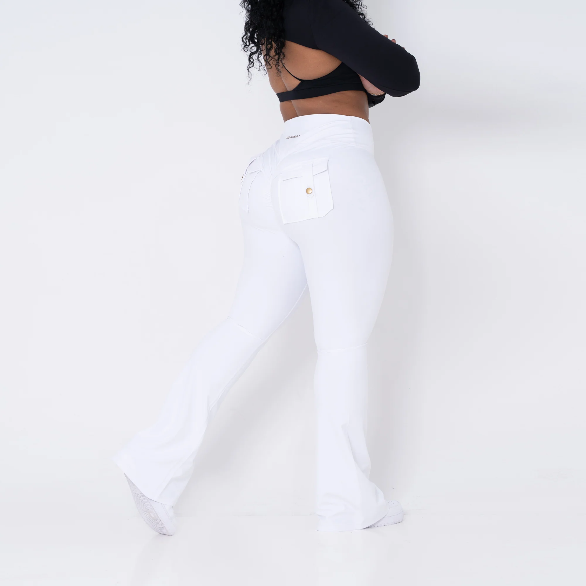 Curve-V Cargo Flare Leggings - Image 18