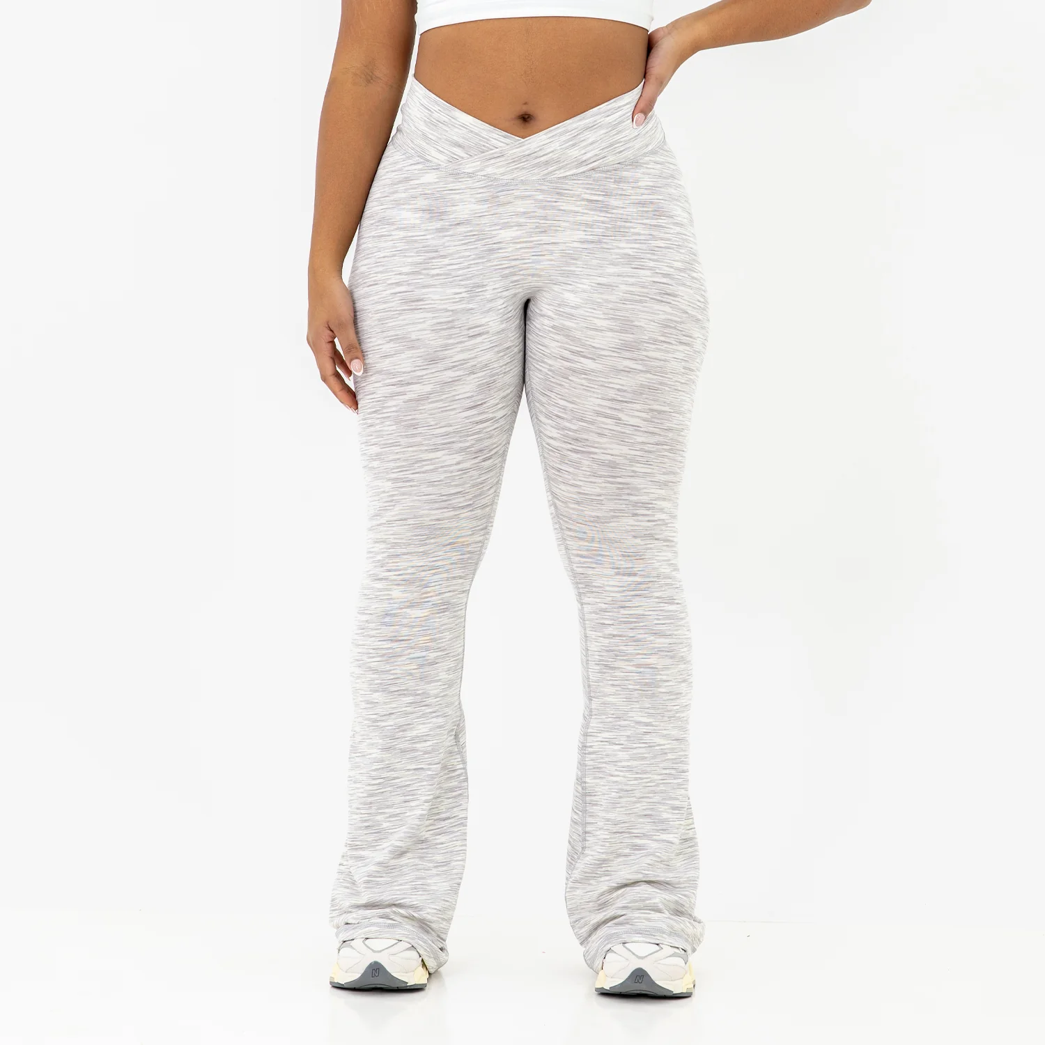 Curve-V Cargo Flare Leggings - Image 21