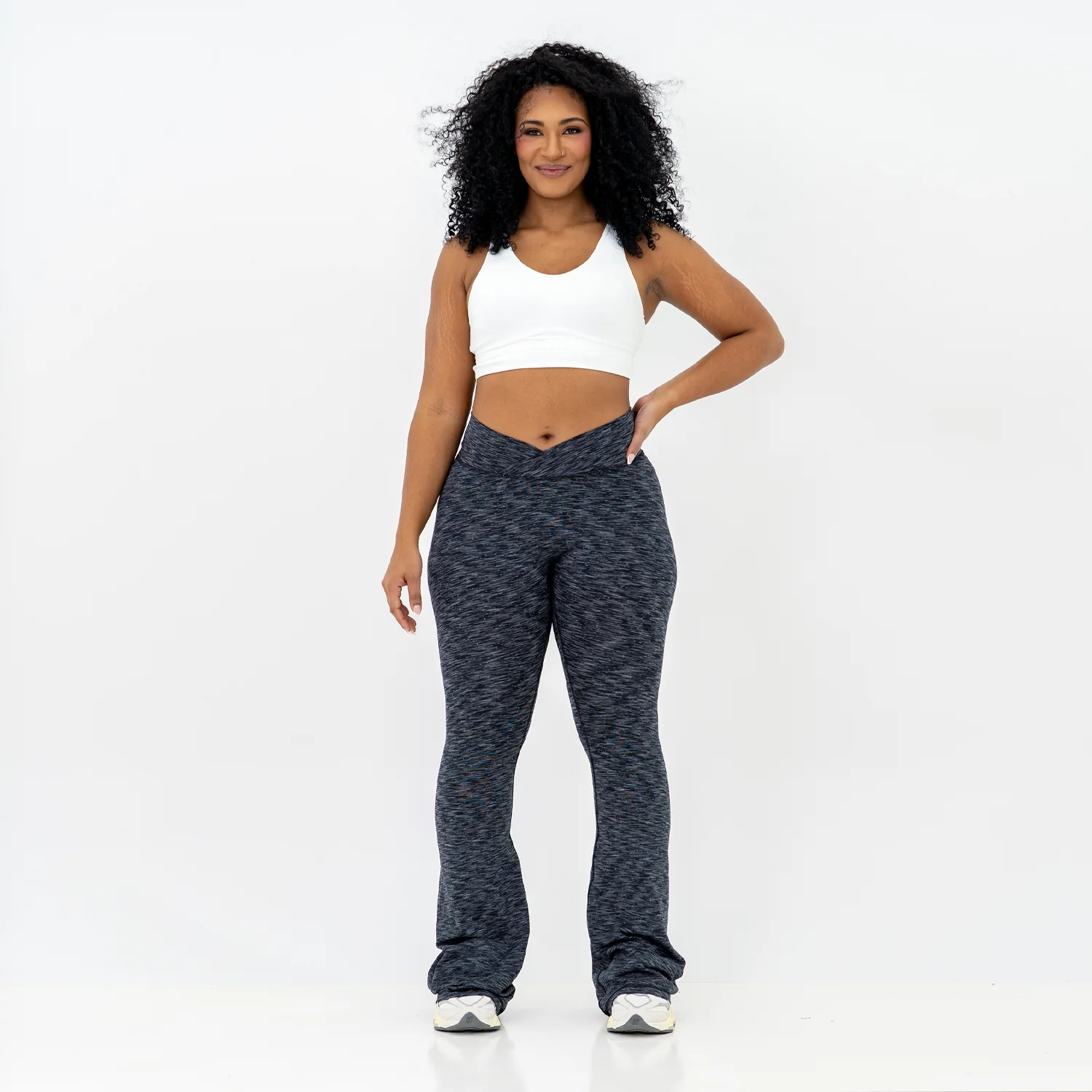 Curve-V Cargo Flare Leggings - Image 28