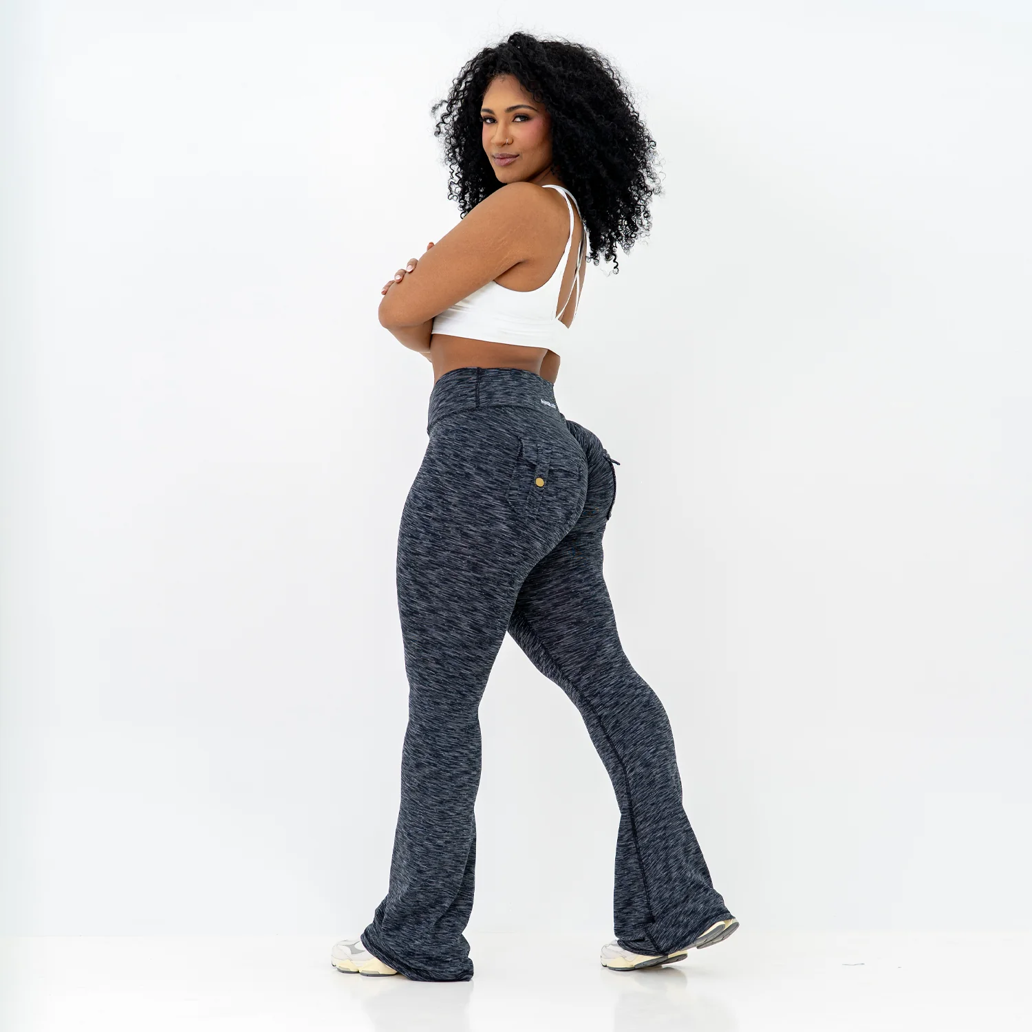 Curve-V Cargo Flare Leggings - Image 29