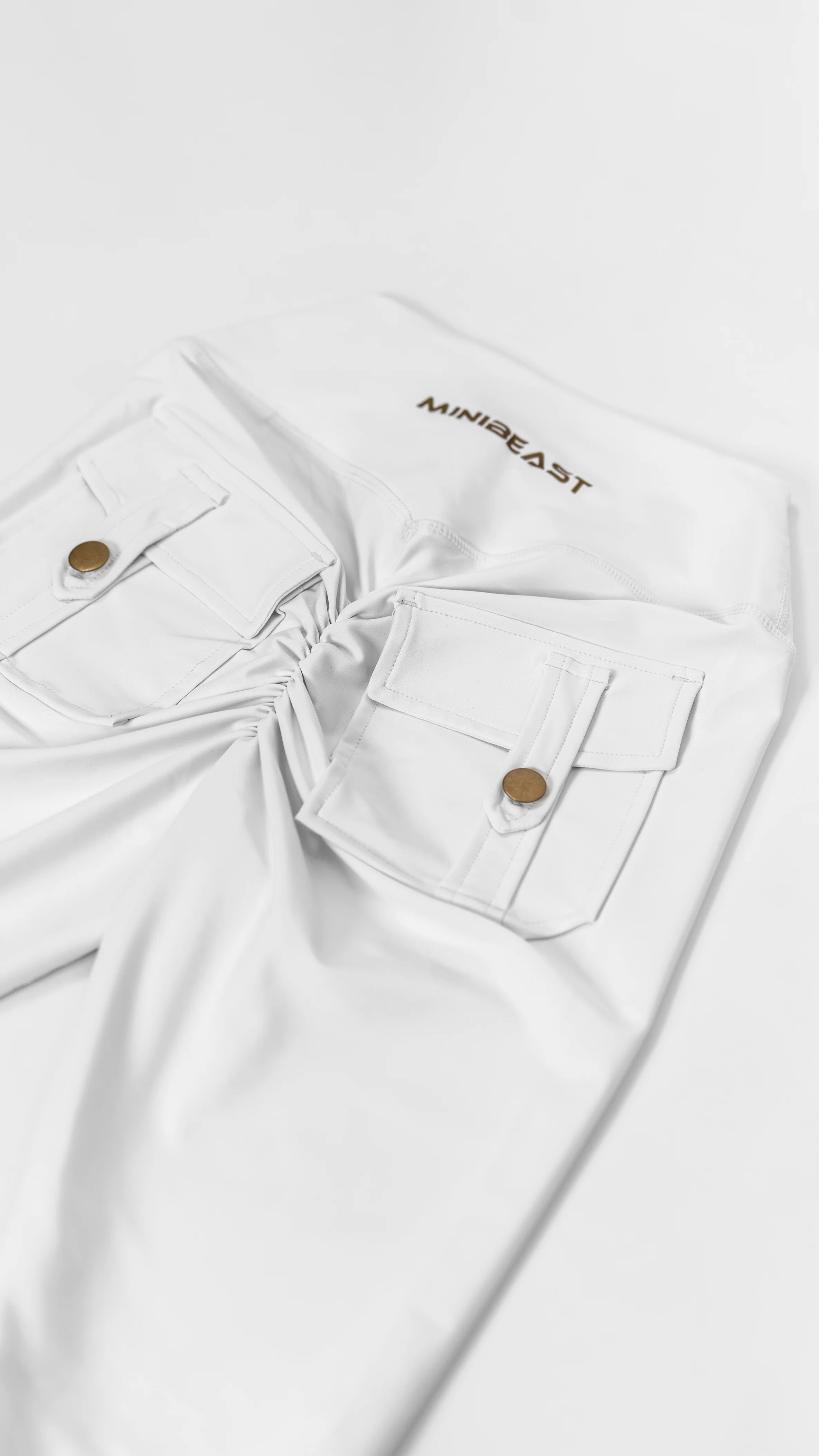 Curve-V Cargo Flare Leggings - Image 8