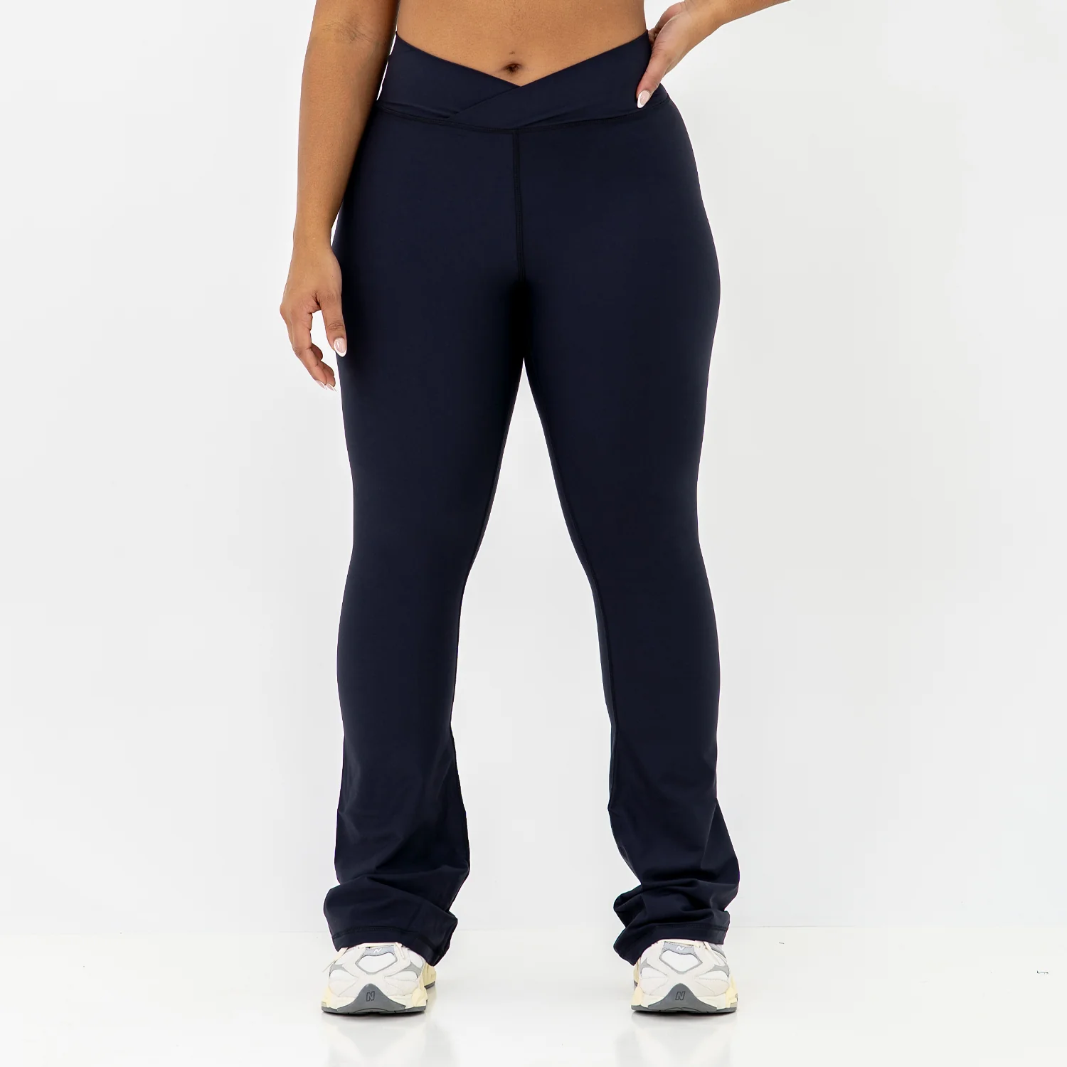 Curve-V X Flare Leggings - Image 2