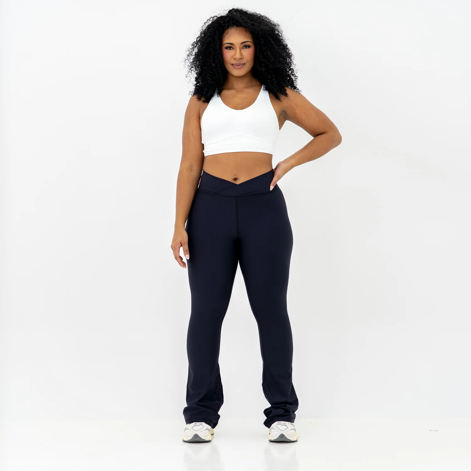 Curve-V X Flare Leggings - Image 4