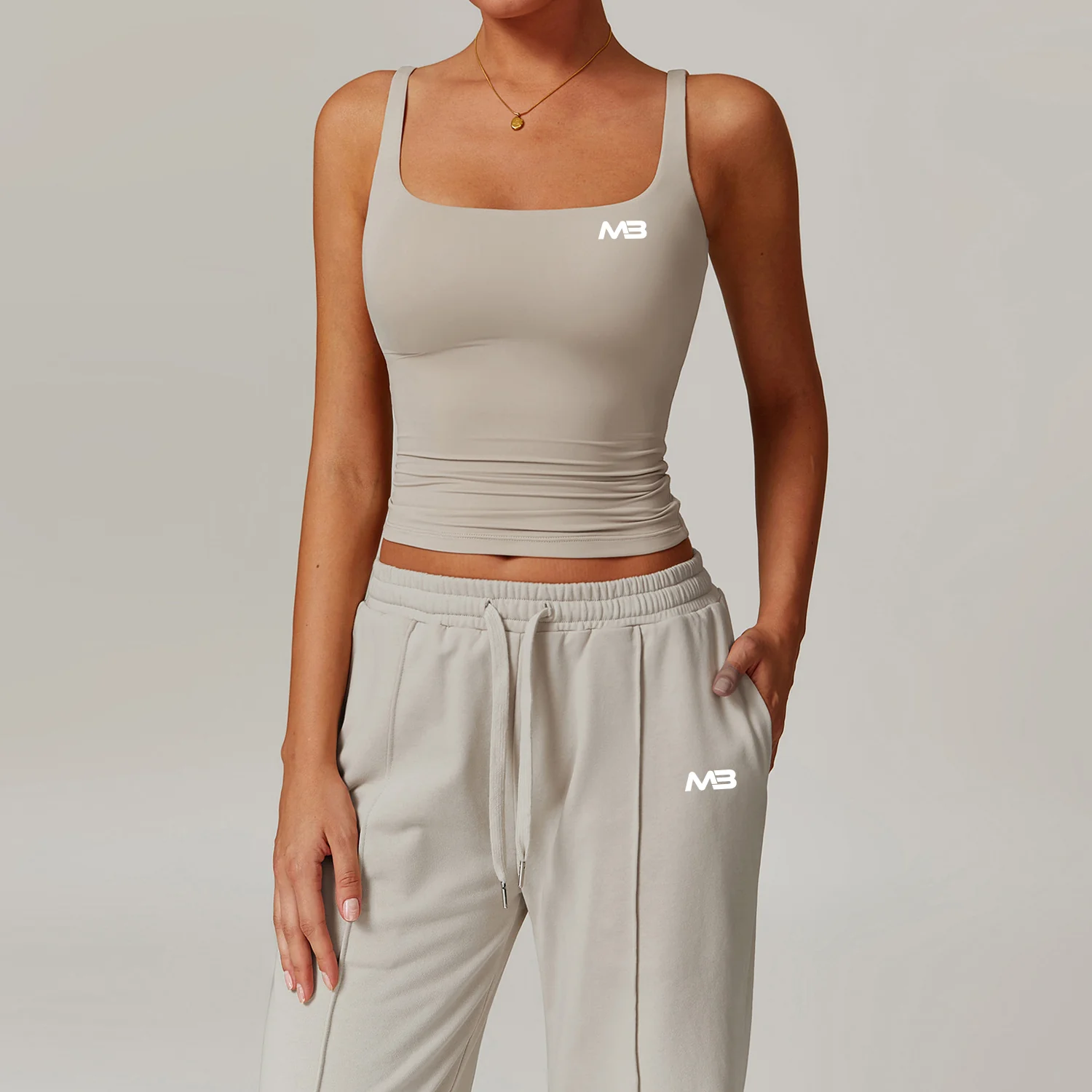 Moderné Tank - Image 21