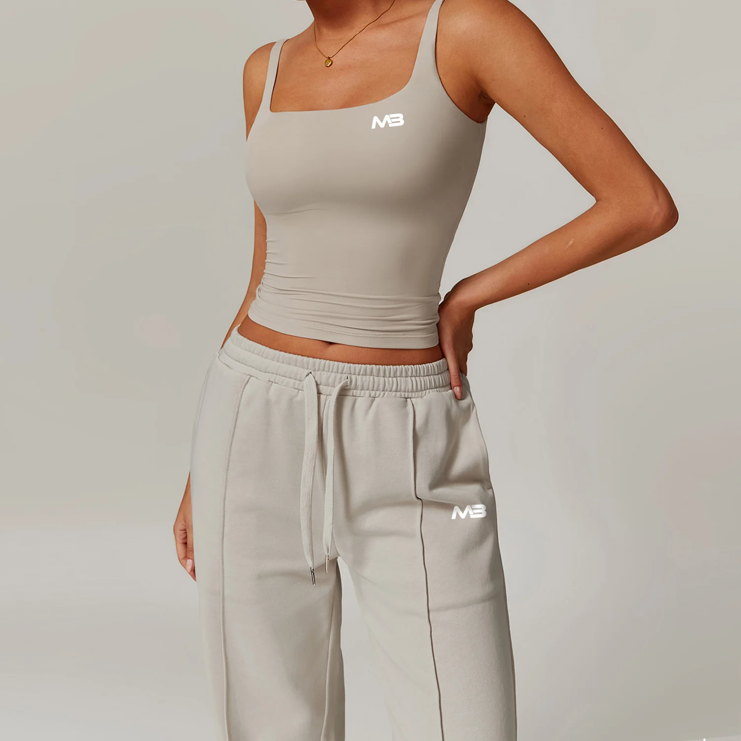 Moderné Tank - Image 23