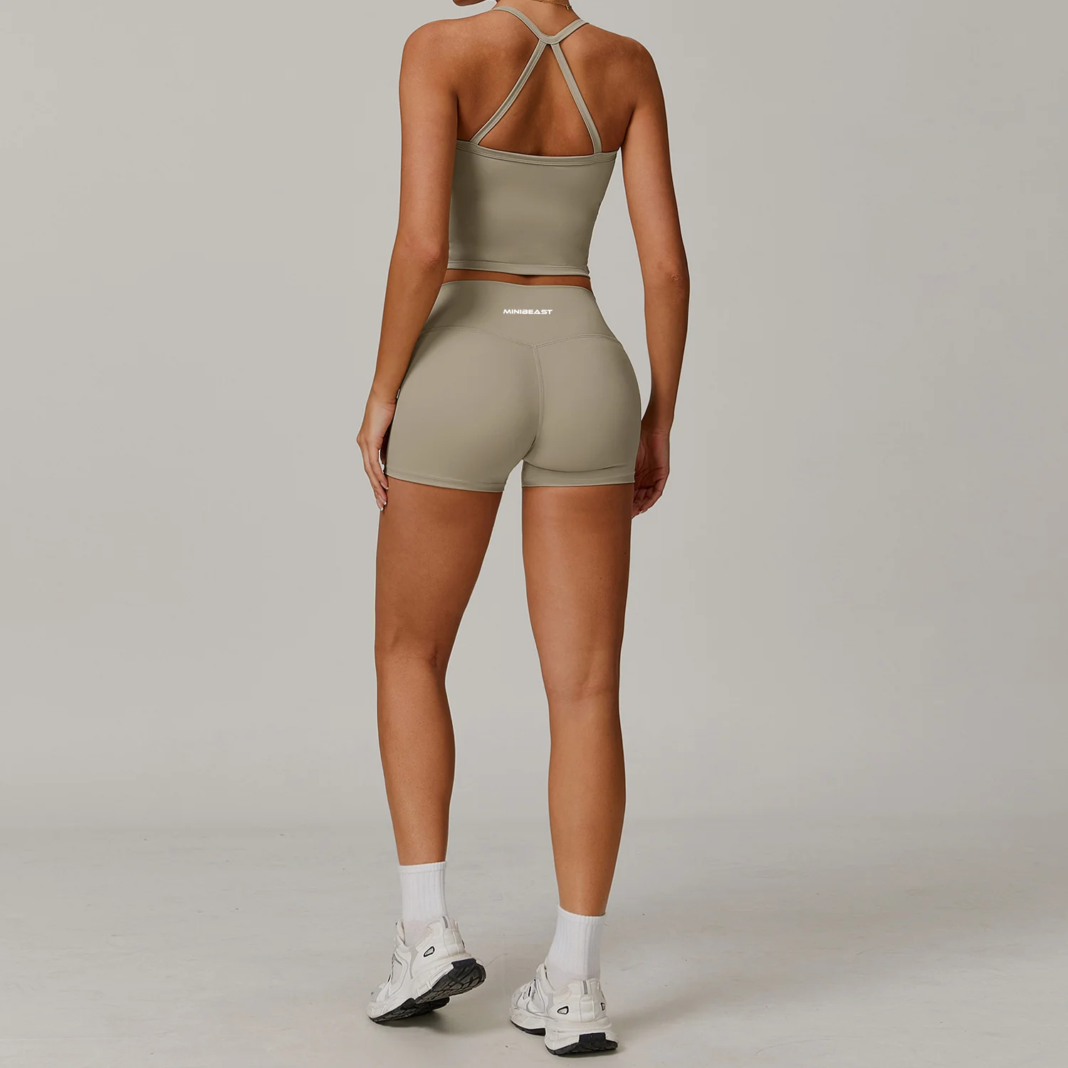 Momentum Shorts - Image 30