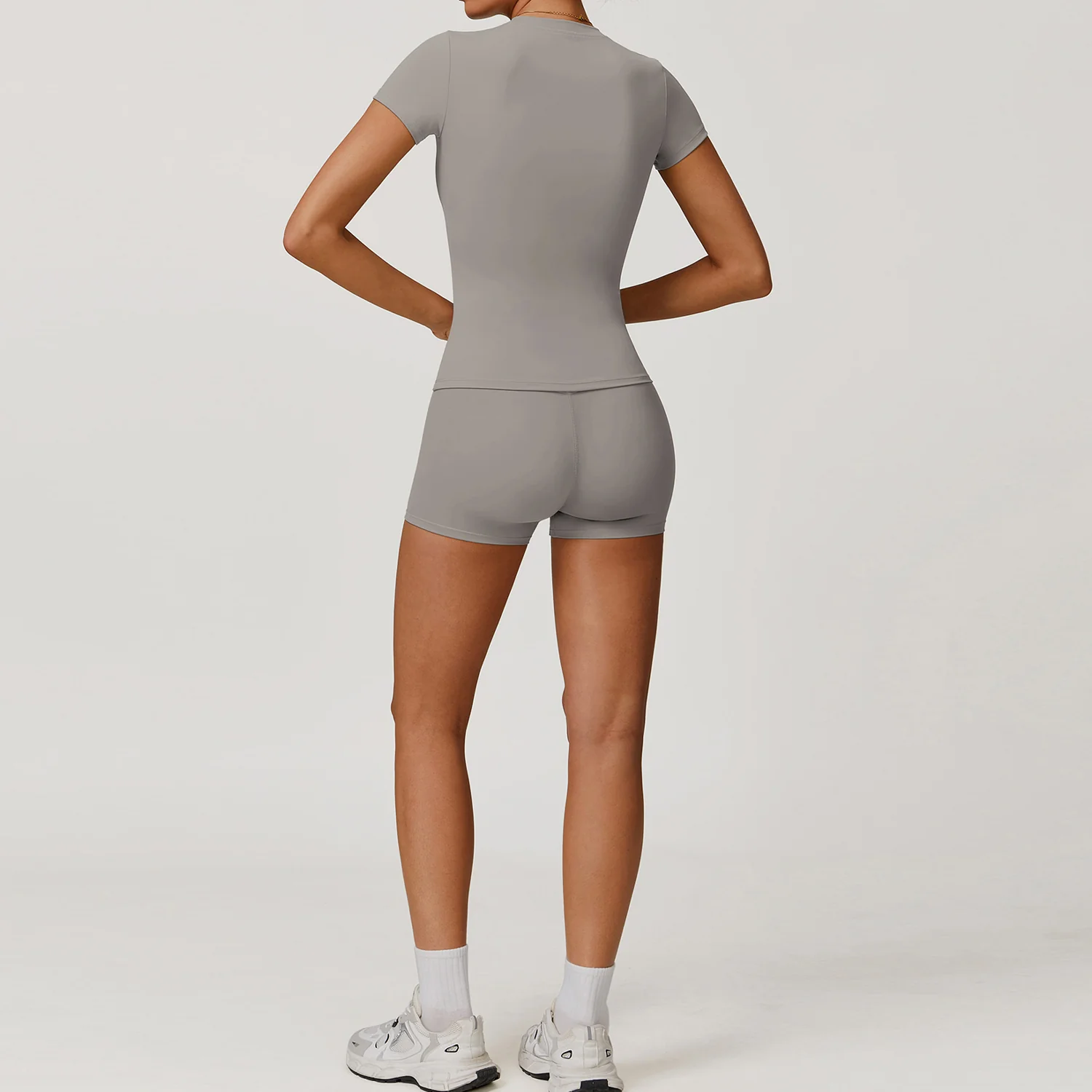 Momentum Shorts - Image 39