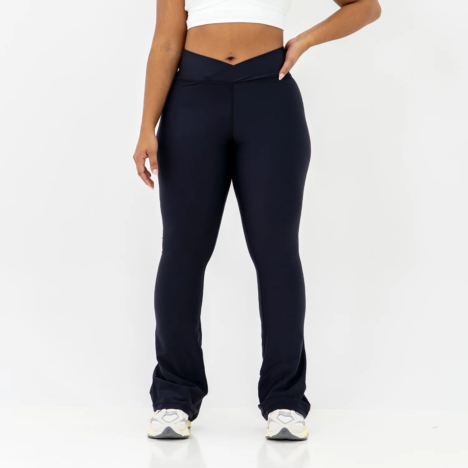 Shape-V Classic Flare Leggings - Image 3